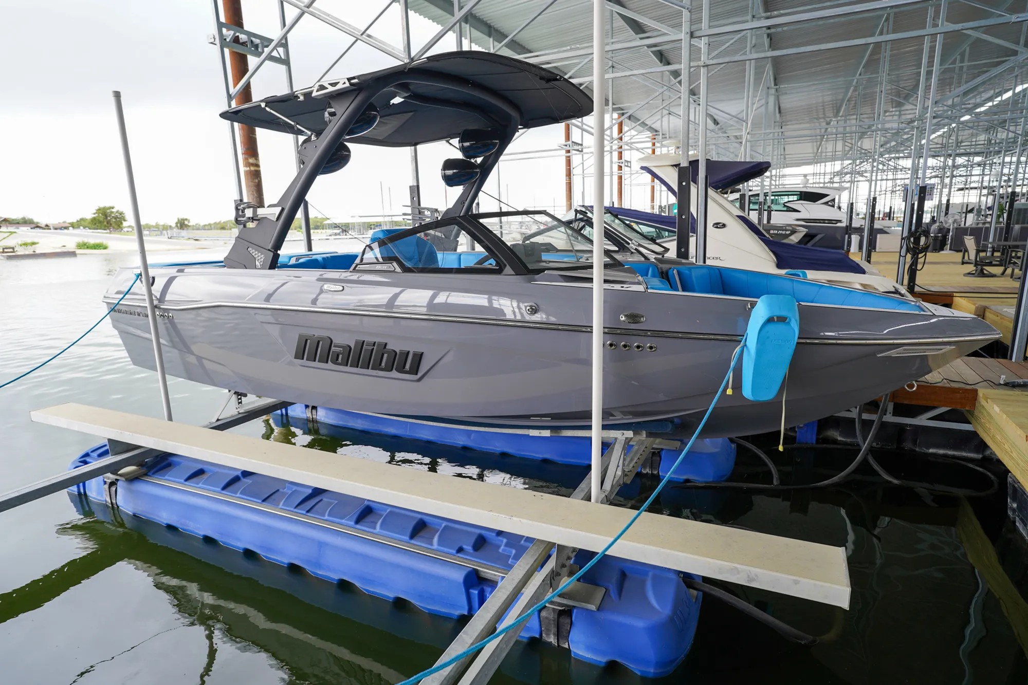 Floating Boat Lifts | HydroHoist UltraLift™ & HarborHoist™ by ShoreMaster