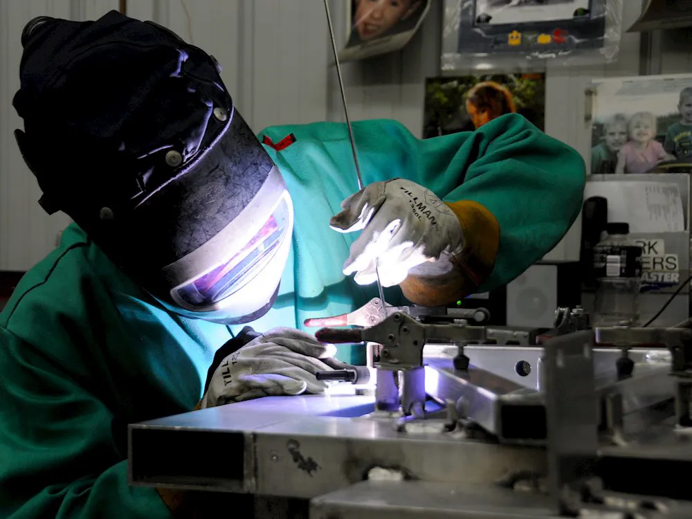 tigwelder_closeup_1000.jpg