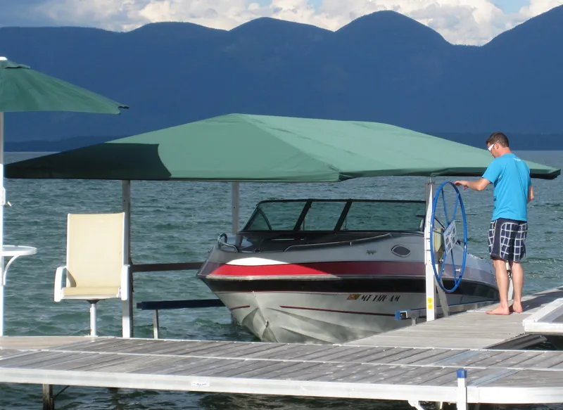 img_6900_hiproofcanopy_greencover_verticallift_1500.jpg